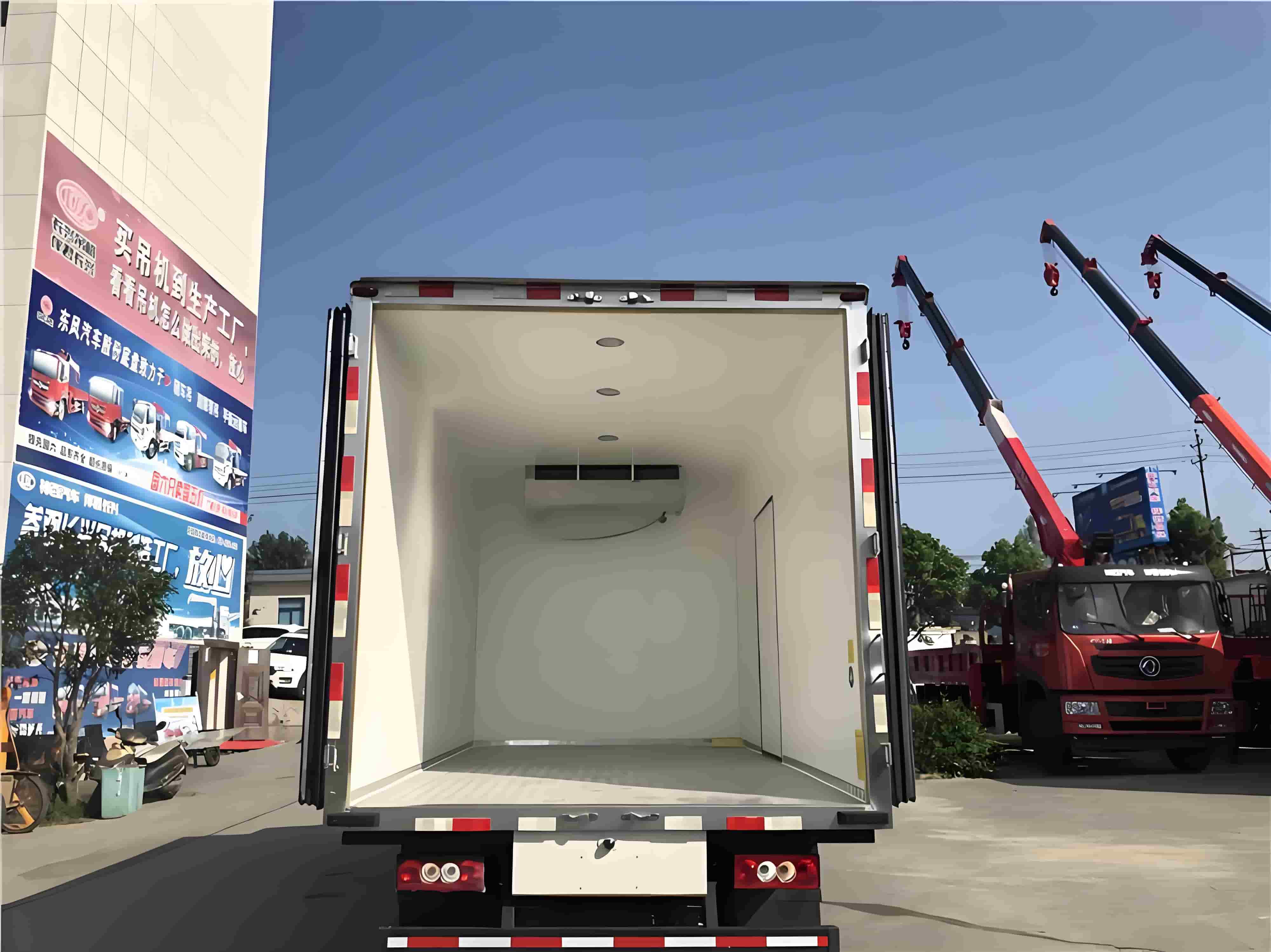 refrigerated truck van box of refrigerated truck