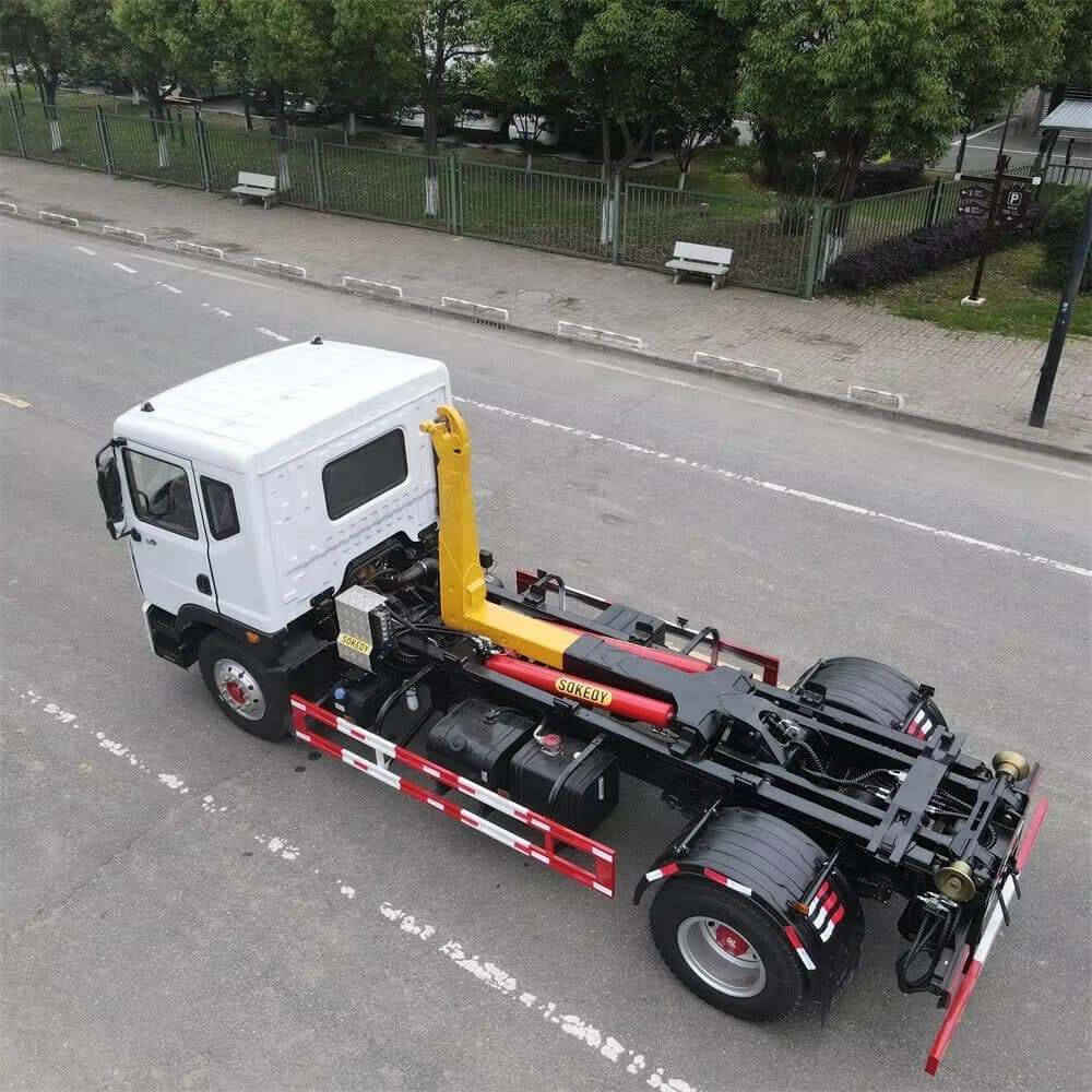 Hook Lift Garbage Truck Dongfeng 4x2 10ton Hook Lift Garbage Truck