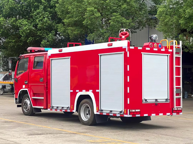 Water Fire Fighting Truck Dongfeng 4ton Water Fire Fighting Truck
